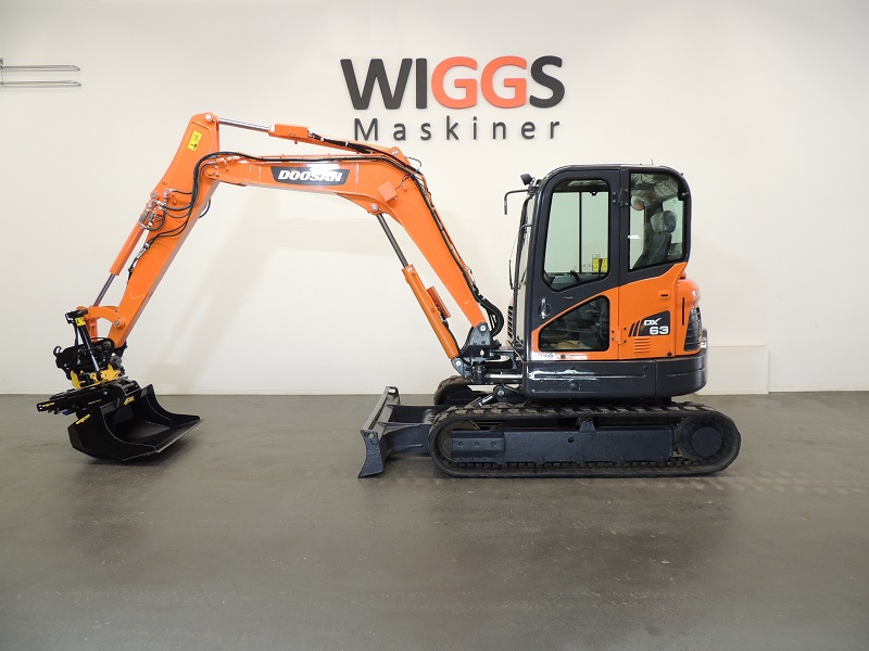 Doosan-DX63-3.jpg